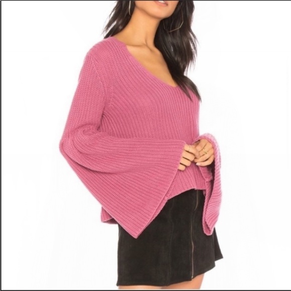 Free People Damsel Pullover Bell Sleeve V-Neck Sweater in Magenta - Picture 4 of 10